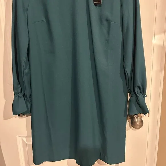 Forest Green Dress - Picture 2 of 4